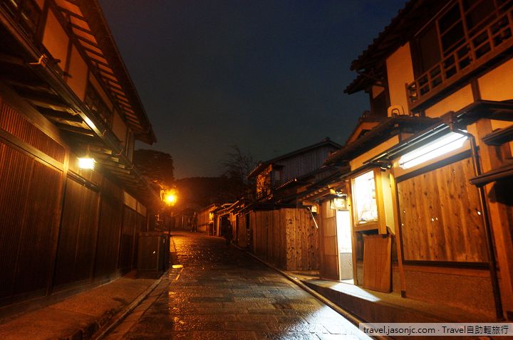 京都八坂塔：日本現存最古老的五重塔